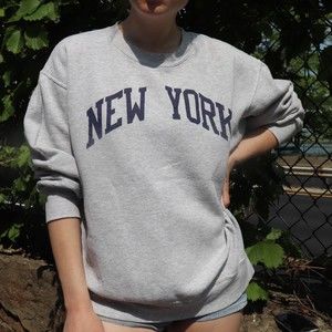 RETRO NEW YORK CREW NECK SWEATSHIRT